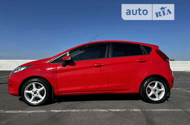 Хэтчбек Ford Fiesta 2012 в Львове