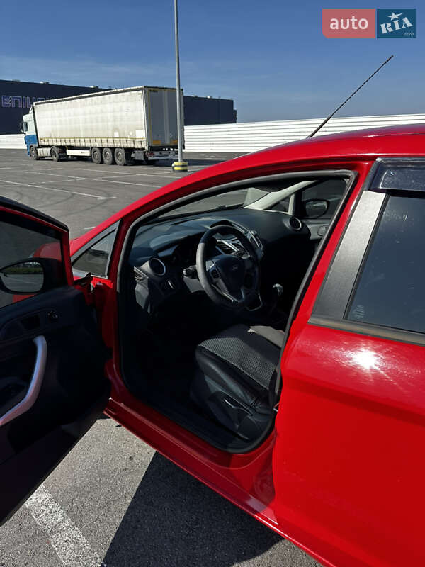 Хэтчбек Ford Fiesta 2012 в Львове фото 19 Хэтчбек Ford Fiesta 2012 в Львове