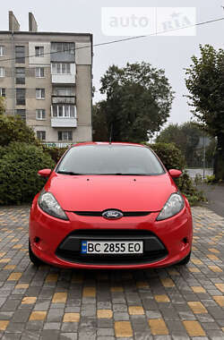 Хэтчбек Ford Fiesta 2011 в 