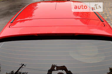 Хэтчбек Ford Fiesta 2011 в 