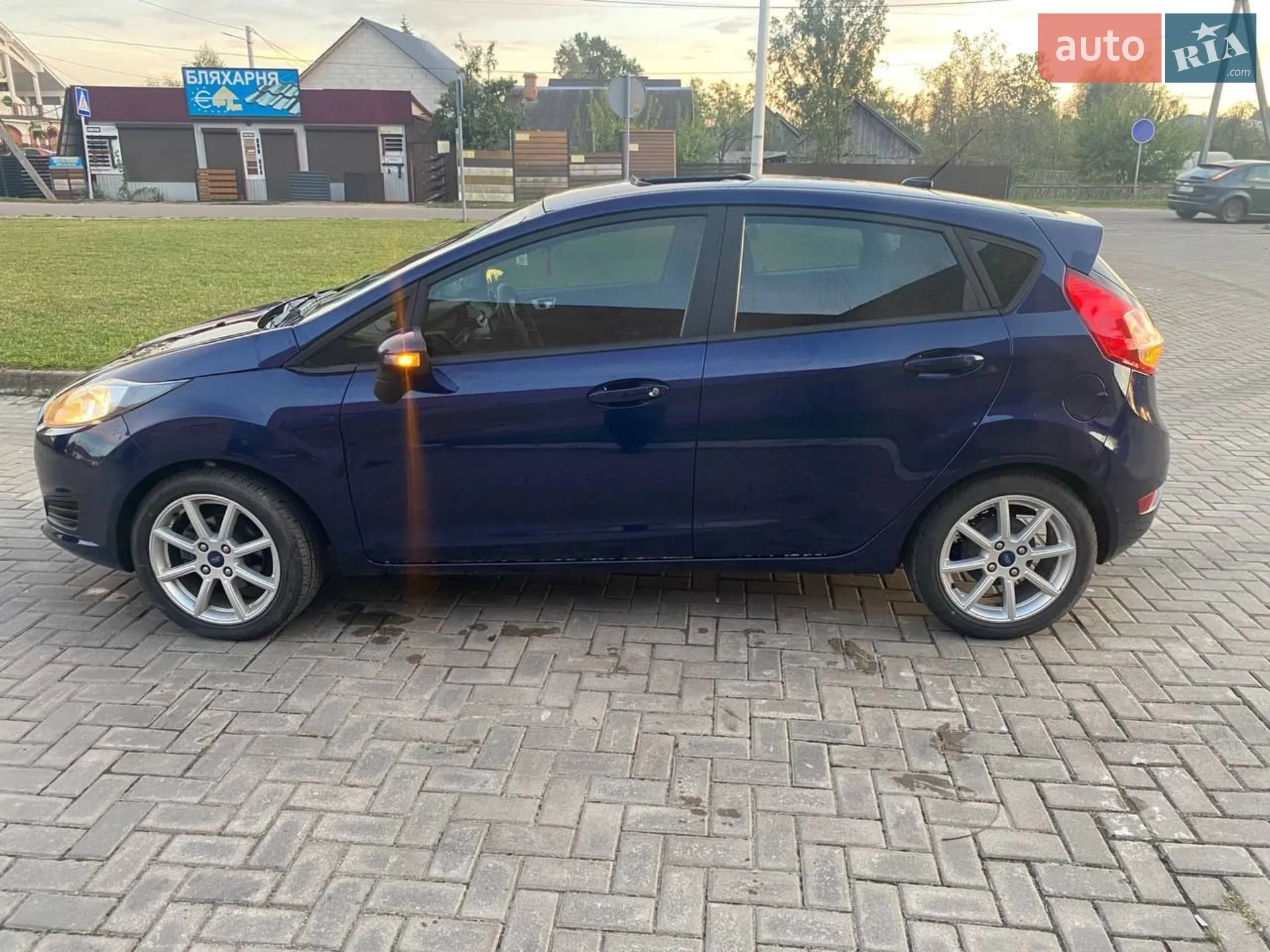 2015 Ford Fiesta - мініатюра 5
