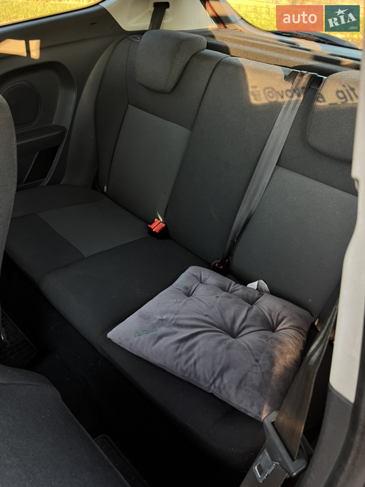 2013 Ford Fiesta - мініатюра 12
