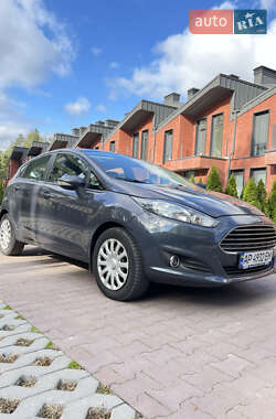 Хэтчбек Ford Fiesta 2013 в Буче