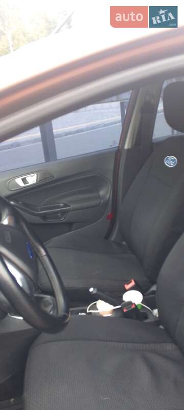 Хэтчбек Ford Fiesta 2013 в Днепре