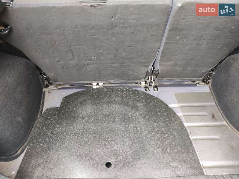 Хэтчбек Ford Fiesta 2008 в Днепре фото 7 Хэтчбек Ford Fiesta 2008 в Днепре