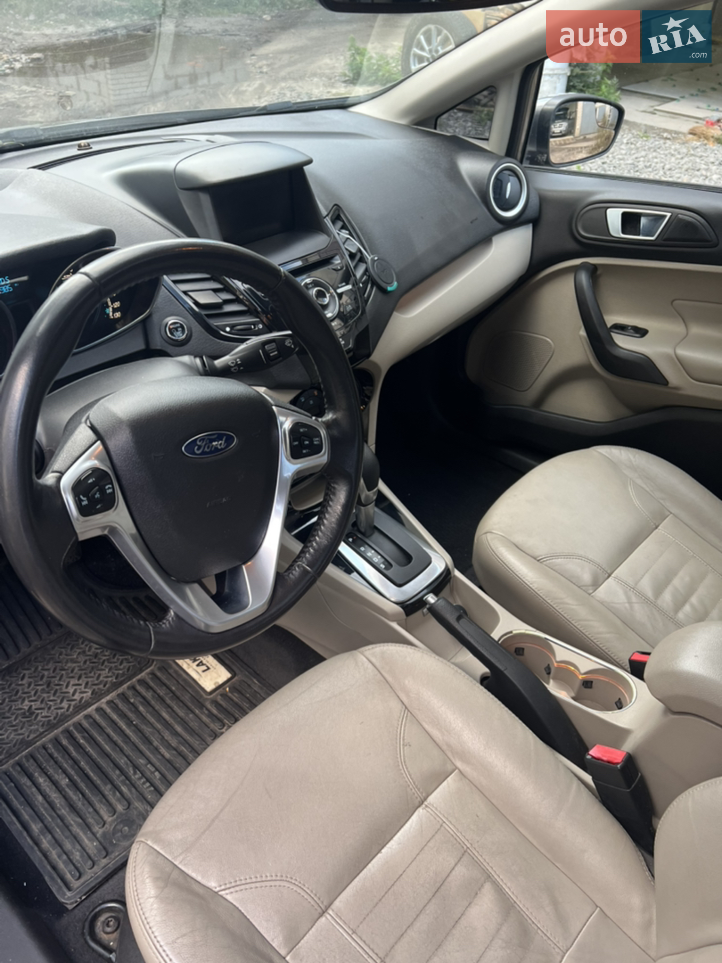 2013 Ford Fiesta - мініатюра 4