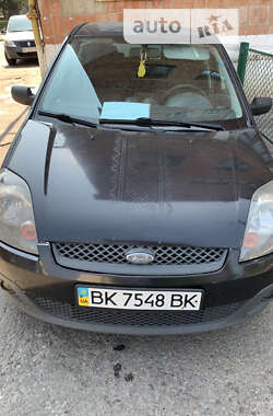 Хетчбек Ford Fiesta 2008 в Рівному