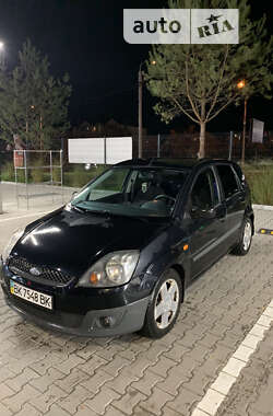 Хетчбек Ford Fiesta 2008 в Рівному