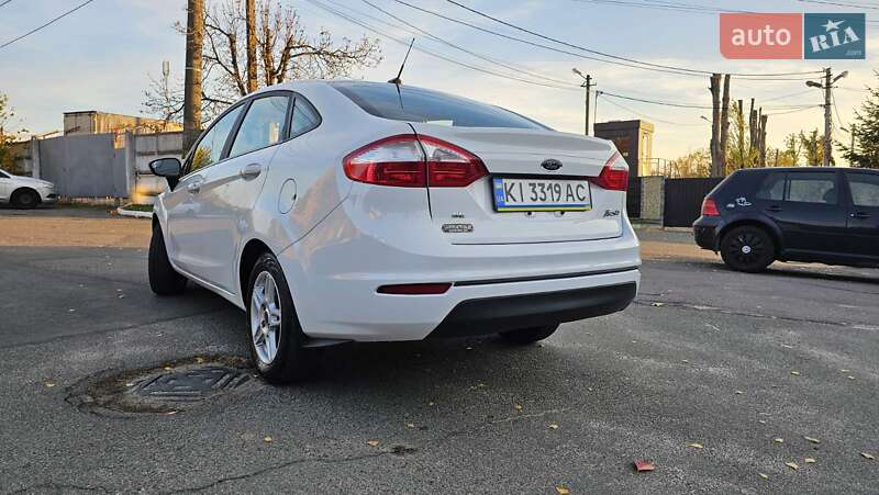 Седан Ford Fiesta 2017 в Василькове
