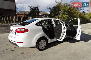 Седан Ford Fiesta 2019 в 