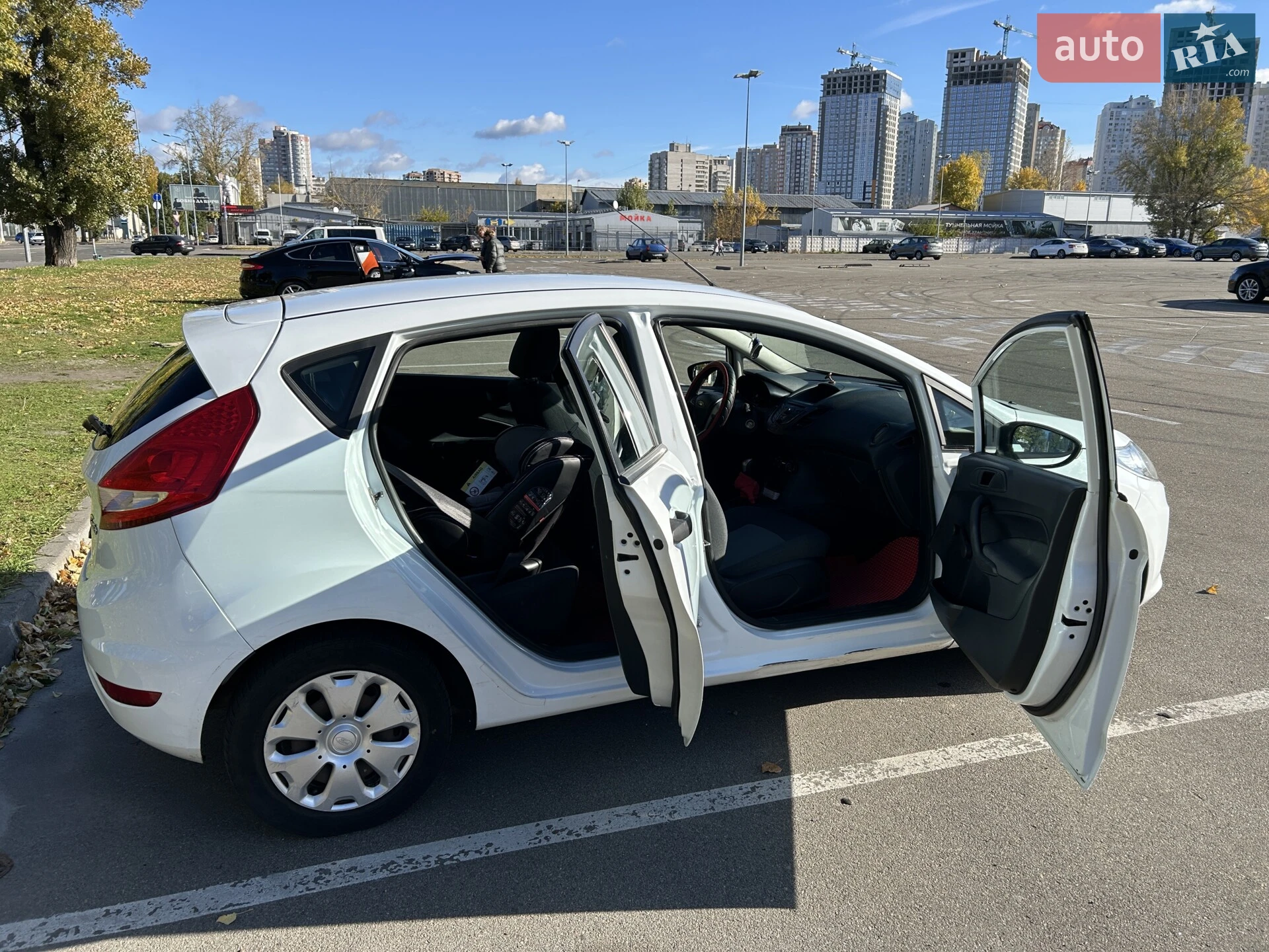 2012 Ford Fiesta - мініатюра 14