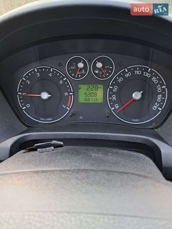 Хэтчбек Ford Fiesta 2007 в Виннице