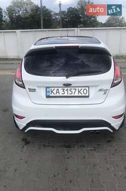 Хетчбек Ford Fiesta 2014 в Ірпені