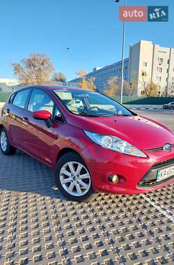 Хэтчбек Ford Fiesta 2011 в Киеве