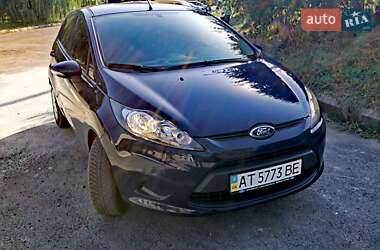 Хэтчбек Ford Fiesta 2012 в Ивано-Франковске