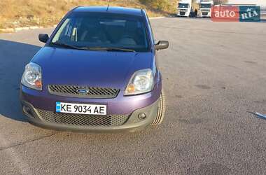 Хетчбек Ford Fiesta 2008 в Дніпрі