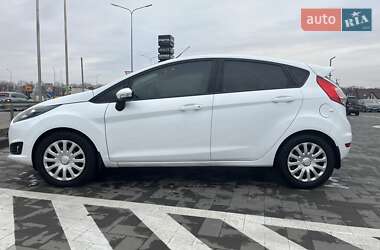 Седан Ford Fiesta 2016 в Луцке