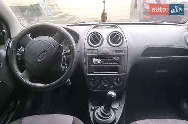 Хэтчбек Ford Fiesta 2006 в Кременчуге