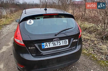 Хэтчбек Ford Fiesta 2013 в Калуше