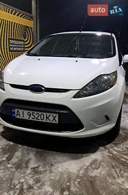 Хетчбек Ford Fiesta 2011 в Києві