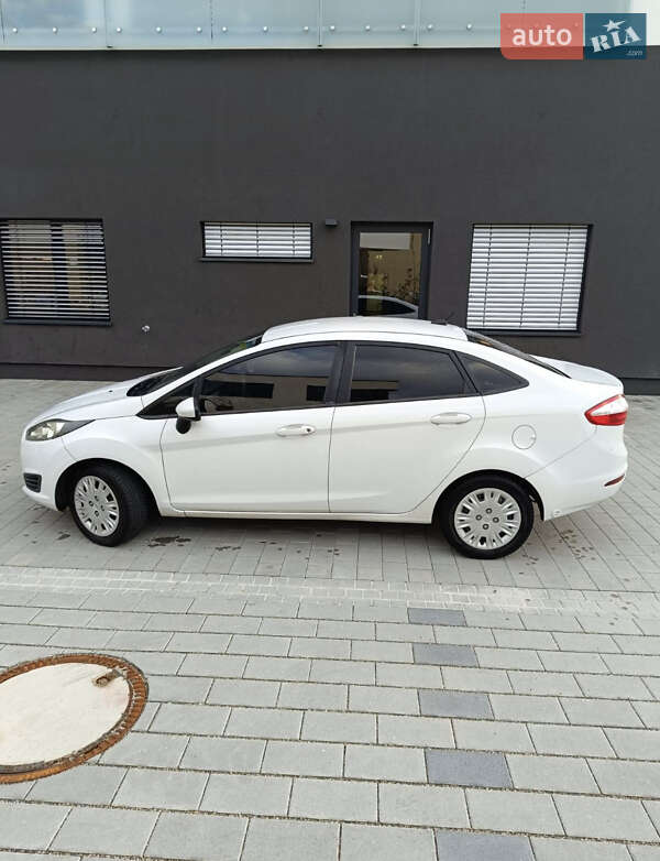 Седан Ford Fiesta 2015 в Черкассах фото 6 Седан Ford Fiesta 2015 в Черкассах