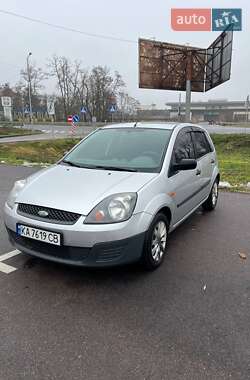 Хетчбек Ford Fiesta 2008 в Києві