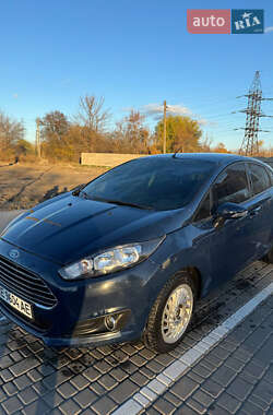 Хэтчбек Ford Fiesta 2015 в Павлограде