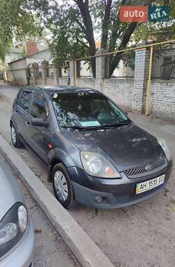 Хетчбек Ford Fiesta 2008 в Новомосковську