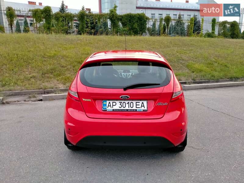 Хэтчбек Ford Fiesta 2012 в Запорожье