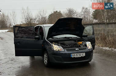 Хэтчбек Ford Fiesta 2007 в Броварах