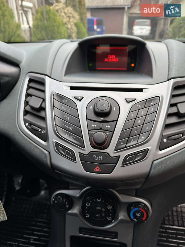 Хетчбек Ford Fiesta 2010 в Мукачевому