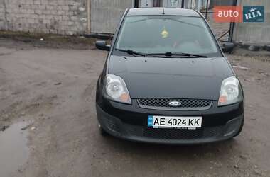 Хэтчбек Ford Fiesta 2007 в 