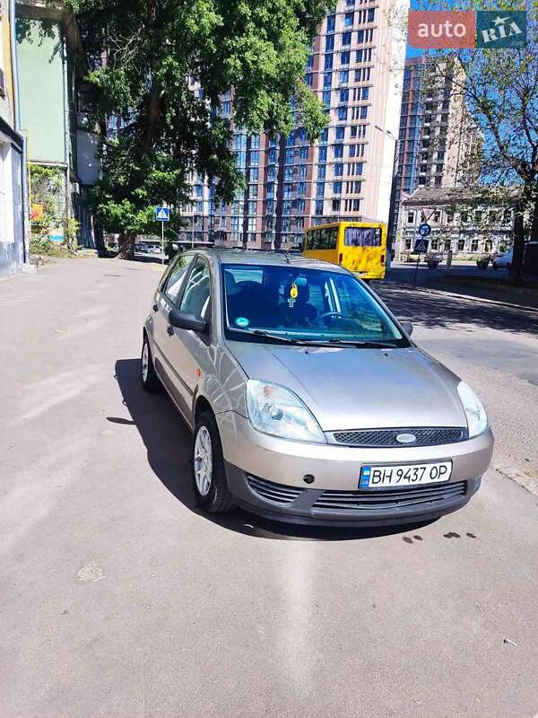 Ford Fiesta 2004
