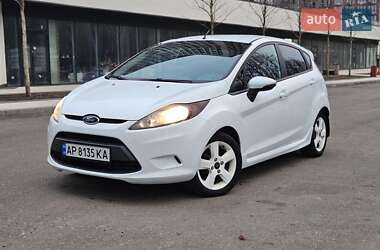 Седан Ford Fiesta 2010 в Києві