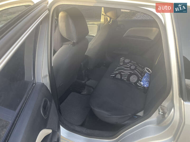 Хэтчбек Ford Fiesta 2006 в Житомире