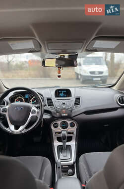 Седан Ford Fiesta 2013 в Чернигове