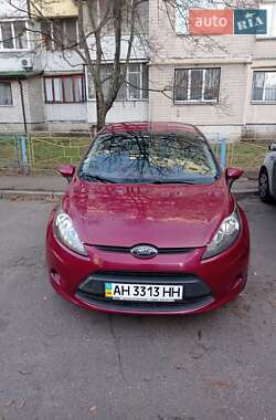 Хетчбек Ford Fiesta 2010 в Києві