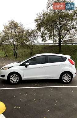 Хэтчбек Ford Fiesta 2013 в Киеве