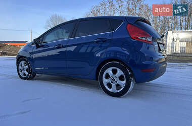 Хэтчбек Ford Fiesta 2009 в Снятине