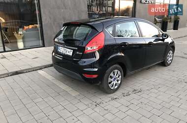 Хэтчбек Ford Fiesta 2010 в Ужгороде