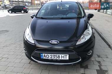 Хэтчбек Ford Fiesta 2010 в Ужгороде