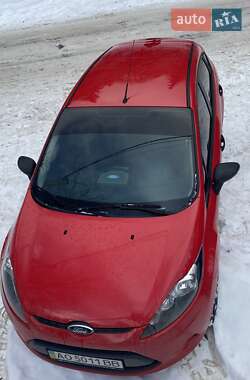 Хэтчбек Ford Fiesta 2012 в Межгорье