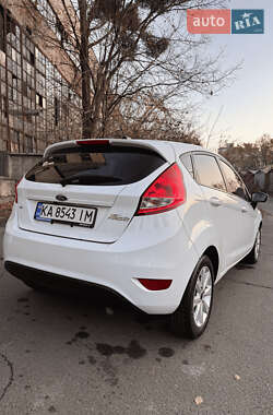 Хетчбек Ford Fiesta 2013 в Києві