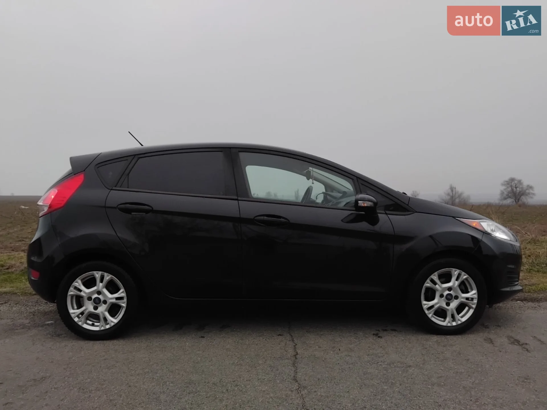 2014 Ford Fiesta - фото 1