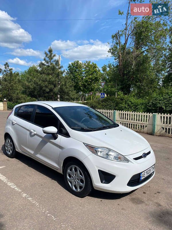 Хетчбек Ford Fiesta 2012 в Кривому Розі