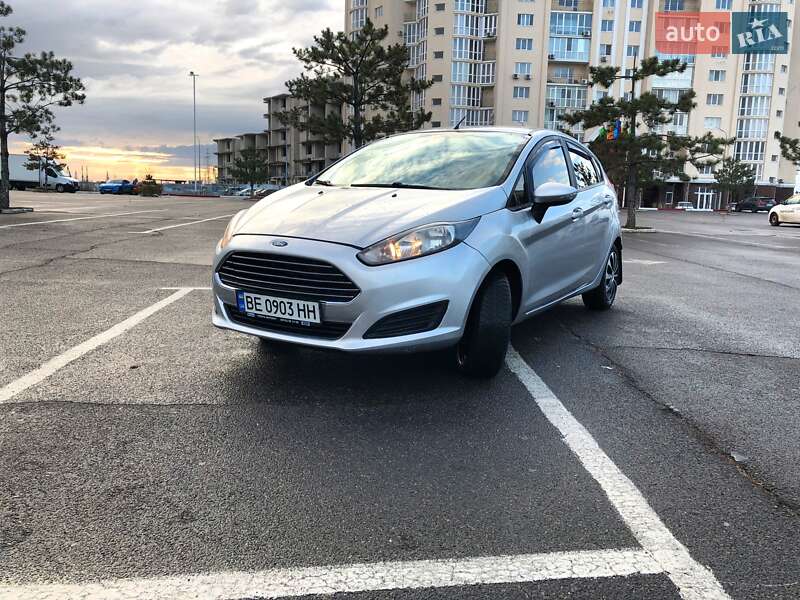 Хетчбек Ford Fiesta 2013 в Миколаєві