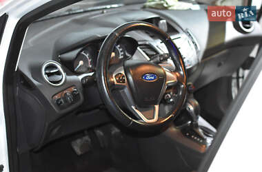 Хетчбек Ford Fiesta 2013 в Львові