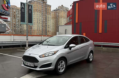 Седан Ford Fiesta 2018 в Киеве