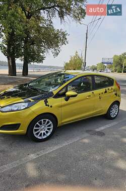 Хетчбек Ford Fiesta 2014 в Запоріжжі