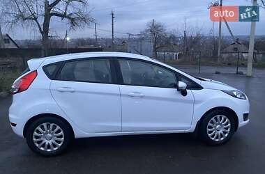 Хэтчбек Ford Fiesta 2016 в Первомайске